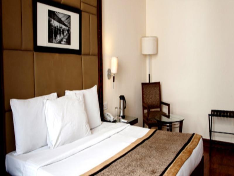The Bmk Hotel New Delhi Exteriör bild